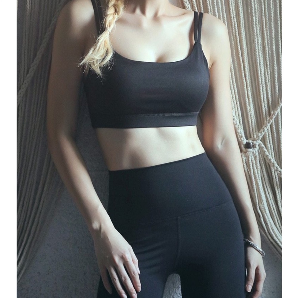 Astoria LUXE Max Support Sports Bra - Size M and L